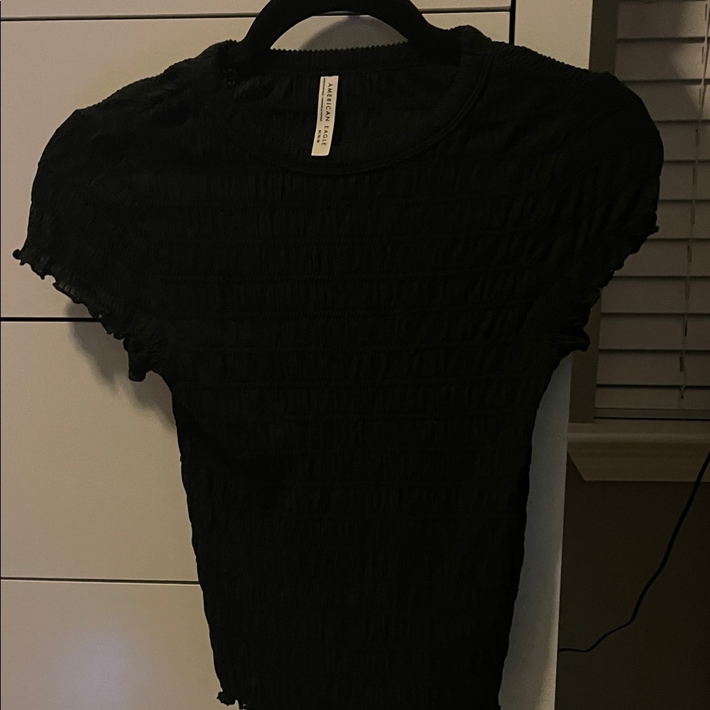 NWOT American Eagle stretchy black crop top